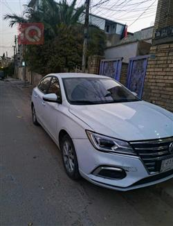 ئێم جی 5